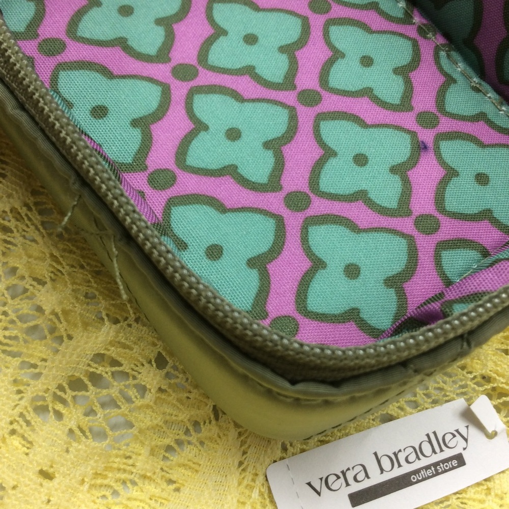 Vera Bradley Essential Travel Case - Picture 4 of 5